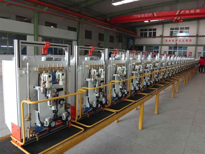 為一汽-大眾提供的固定式點(diǎn)焊機(jī)